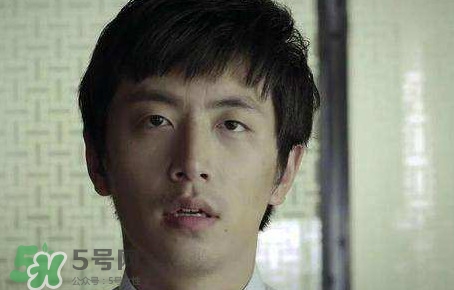 面癱是中風(fēng)的前兆嗎？面癱是什么原因引起的？