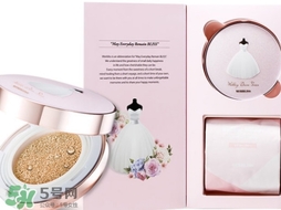 merbliss婚紗氣墊怎么樣？merbliss婚紗氣墊bb色號(hào)試色