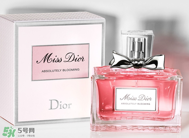 花漾甜心和甜心小姐區(qū)別？花漾甜心和真我哪款好？