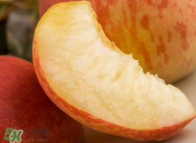 水蜜桃和牛奶可以一起吃嗎？牛奶和水蜜桃可以同時(shí)吃嗎？