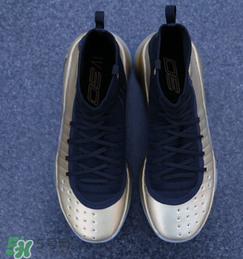 under armour curry4 parade怎么樣？庫里第四代戰(zhàn)靴金屬色細(xì)節(jié)照片