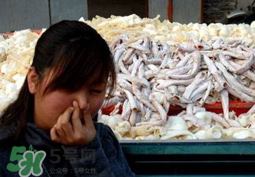 福爾馬林對人體有什么傷害？如何去除食物中的福爾馬林