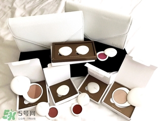 lilah.b是什么牌子？lilah.b鵝卵石是哪個(gè)國家什么檔次