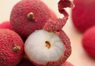 吃泡藥水的荔枝會(huì)得?。砍运幩睦笾?huì)得手足口?。?><p><strong>吃泡藥水的荔枝會(huì)得??？吃藥水的荔枝會(huì)得手足口??？</strong></p></a></li> <li><a href=