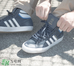 adidas matchcourt high rx2新款滑板鞋什么時候發(fā)售？