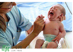 早產(chǎn)兒智力低下的表現(xiàn)是怎樣的？早產(chǎn)兒智力會(huì)低下嗎？