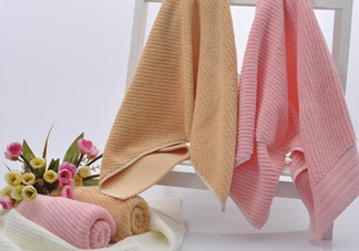 如何自制一個(gè)干發(fā)帽？如何用毛巾自制干發(fā)帽