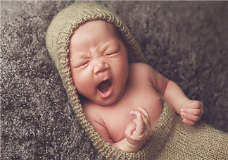 早產(chǎn)兒的發(fā)育和正常嬰兒一樣嗎？早產(chǎn)兒發(fā)育會(huì)遲緩嗎？