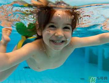 幾月份適合游泳？幾月份可以游泳？