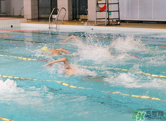 幾月份適合游泳？幾月份可以游泳？