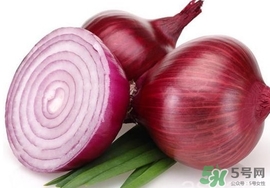 紅皮洋蔥和白皮洋蔥哪個(gè)好？吃紅皮洋蔥有什么好處