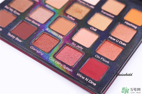 violet voss眼影盤(pán)色號(hào)_violet voss眼影盤(pán)試色圖 violet voss眼影盤(pán)色號(hào)_violet voss眼影盤(pán)試色圖