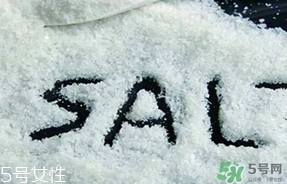 食鹽中的亞鐵氰化鉀是什么東西？亞鐵氰化鉀對身體有害嗎