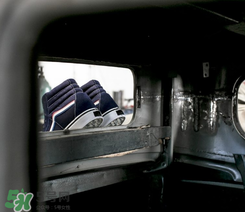 blends與vans聯(lián)名機(jī)車主題鞋子什么時(shí)候發(fā)售？