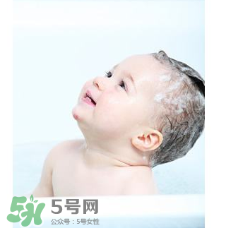 寶寶能用艾葉水洗澡嗎？嬰兒能用艾葉水洗澡嗎？