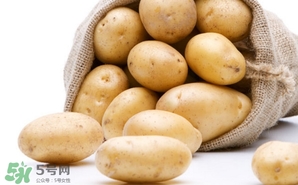 芭蕉能和土豆一起吃嗎？土豆可以和芭蕉一起吃嗎