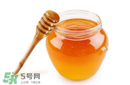 芭蕉能和蜂蜜一起吃嗎？蜂蜜可以和芭蕉一起吃嗎