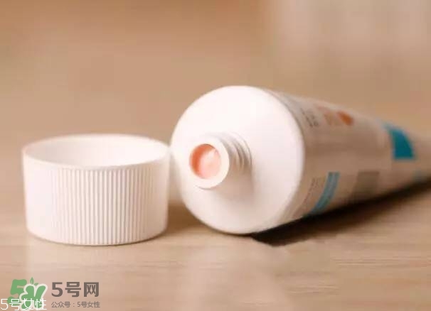 nair脫毛膏評(píng)測(cè)？nair脫毛膏保質(zhì)期