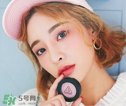 3concert eyes是什么牌子？3concert eyes是3ce嗎？