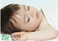 寶寶睡覺打鼾怎么回事？寶寶睡覺打鼾正常嗎？