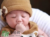 寶寶睡覺突然大哭是什么原因？寶寶睡覺大哭正常嗎？