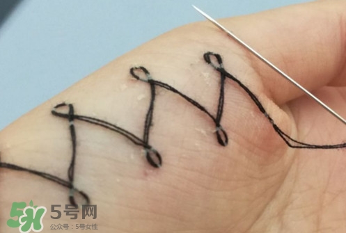 人體刺繡是從哪兒學(xué)的？人體刺繡容易誤導(dǎo)哪些孩子