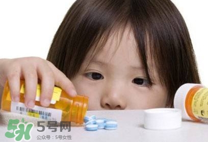 來(lái)月經(jīng)可以吃感冒藥嗎？月經(jīng)期吃感冒藥有什么影響