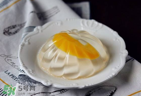 黃桃和牛奶能一起吃嗎？黃桃加牛奶什么味道？