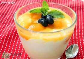 黃桃和牛奶能一起吃嗎？黃桃加牛奶什么味道？