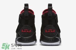 nike lebron soldier 11 bred耐克士兵11黑紅配色什么時候發(fā)售？