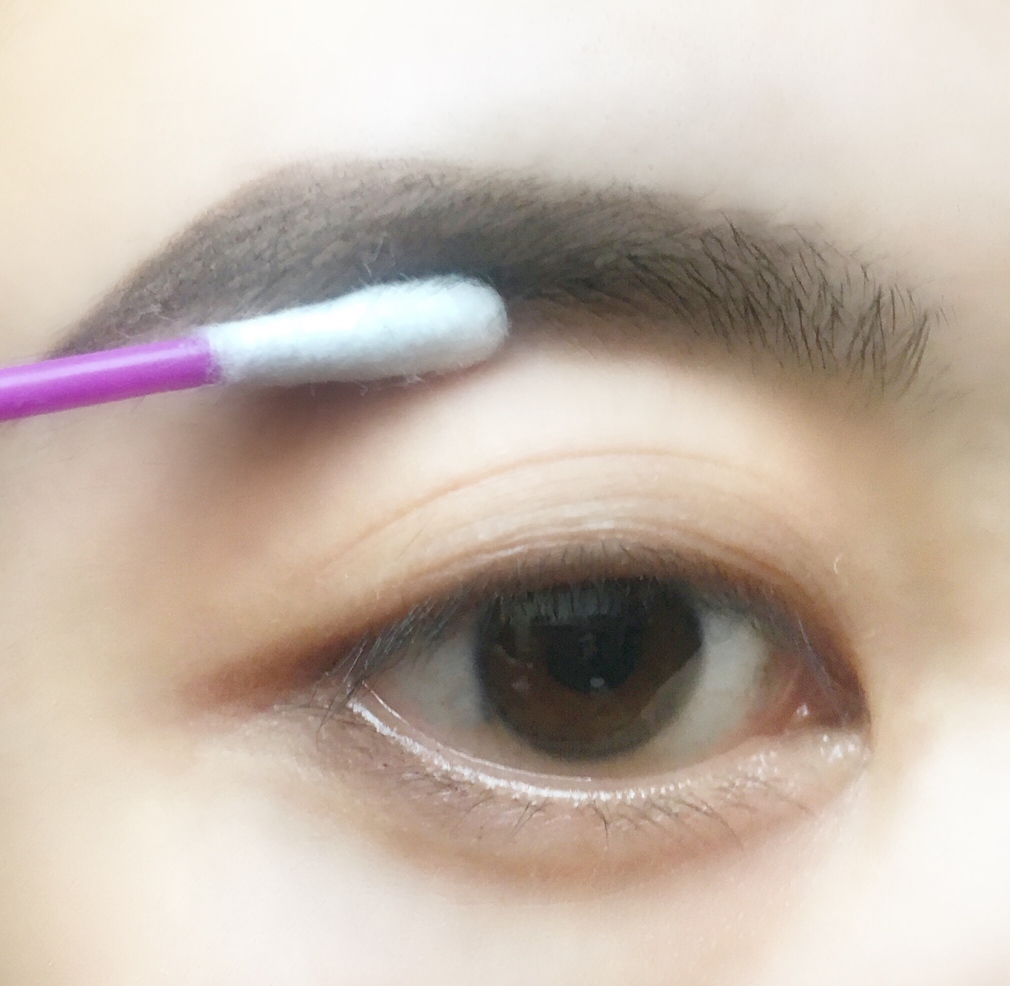 彎眉怎么畫 歐美范彎眉的畫法 彎眉怎么畫 歐美范彎眉的畫法