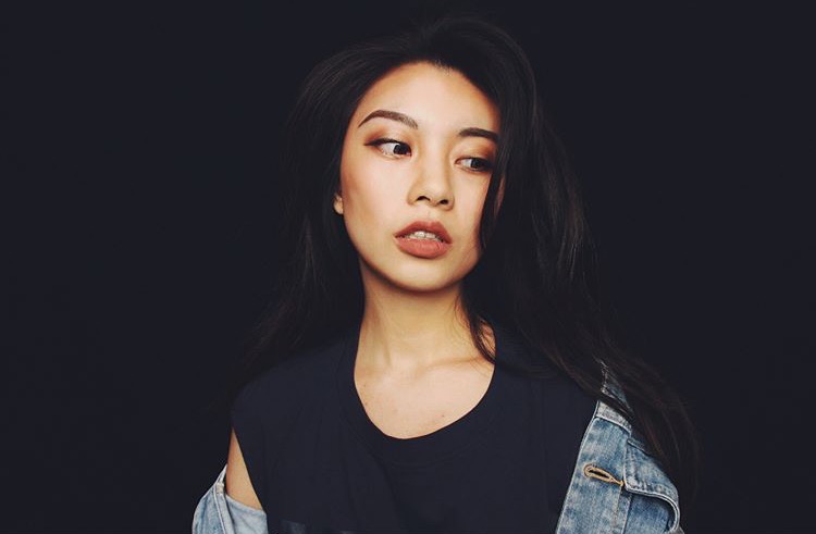 彎眉怎么畫 歐美范彎眉的畫法 彎眉怎么畫 歐美范彎眉的畫法