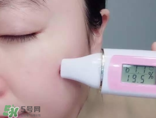 艾醫(yī)生草本絲絨面膜怎么用？艾醫(yī)生草本絲絨面膜要洗嗎