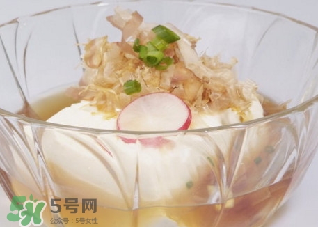 木魚花是柴魚片嗎？木魚花和柴魚片有什么區(qū)別