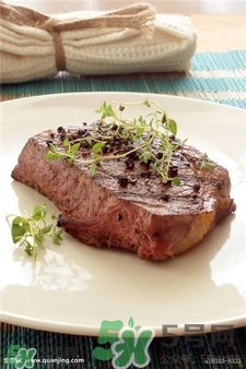 煎牛排用什么鍋?煎牛排用什么油 煎牛排用什么鍋?煎牛排用什么油