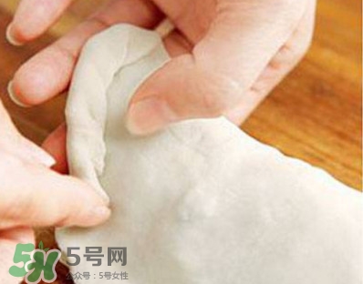 菜盒子怎么做？菜盒子怎么包