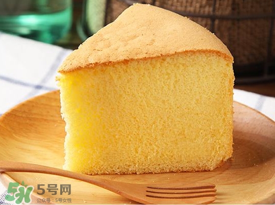 戚風蛋糕用什么面粉？戚風蛋糕用什么油最好