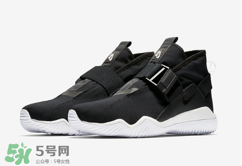 nikelab acg 07 kmtr機能運動鞋黑白配色什么時候發(fā)售？