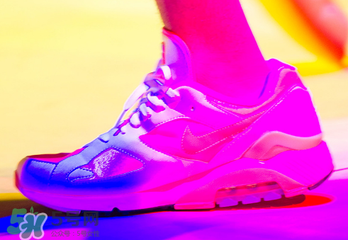 cdg與nike air max 180聯(lián)名氣墊運(yùn)動(dòng)鞋什么時(shí)候發(fā)售？