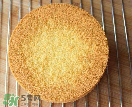 戚風蛋糕用什么面粉？戚風蛋糕用什么油最好