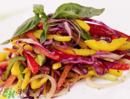 辣椒和洋蔥能一起炒嗎？辣椒能和洋蔥一起炒嗎？