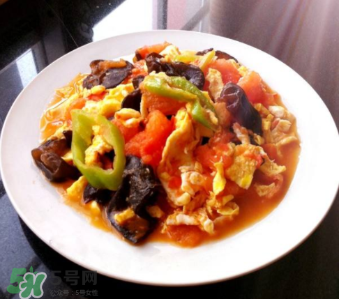 辣椒和西紅柿能一起吃嗎？青椒可以和西紅柿同吃嗎？