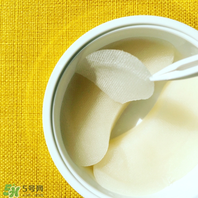 axxzia曉姿鉑金蠶絲眼膜怎么樣_好用嗎 axxzia曉姿鉑金蠶絲眼膜怎么樣_好用嗎