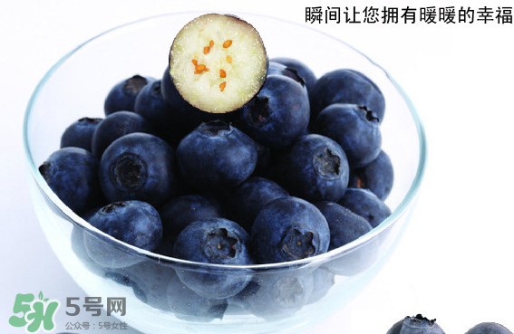 藍莓是什么顏色？藍莓泡水什么顏色？