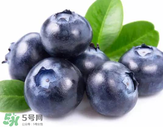 藍莓和梨子能一起吃嗎？藍莓雪梨果汁的做法