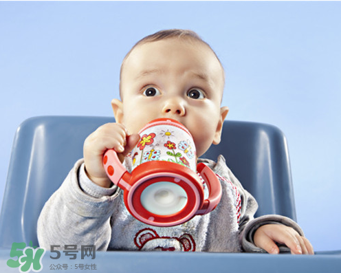 夏天可以斷奶嗎？夏天斷奶為什么不好？