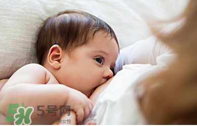 新生兒能用母乳洗臉嗎？新生兒能用母乳擦臉嗎？