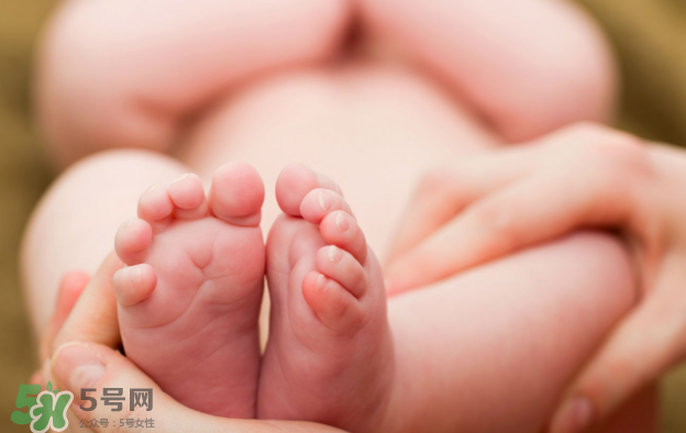 女寶寶洗澡注意些什么？女寶寶洗澡的特殊要求