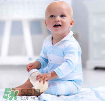 氨基酸奶粉味道如何？氨基酸奶粉苦嗎？