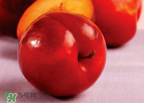 八月份吃什么水果？8月份吃什么水果好？